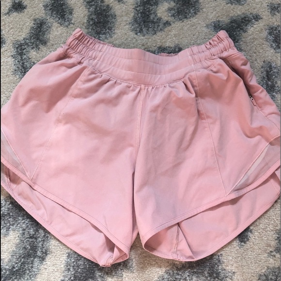 lululemon athletica Other - Lulu hotty hot short